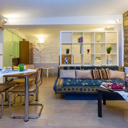 Townhall Corfu (city)