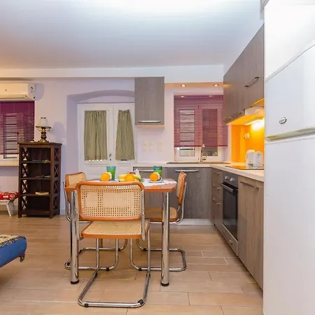 Townhall Corfu (city)