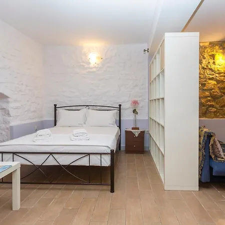 Townhall * Corfu (city)